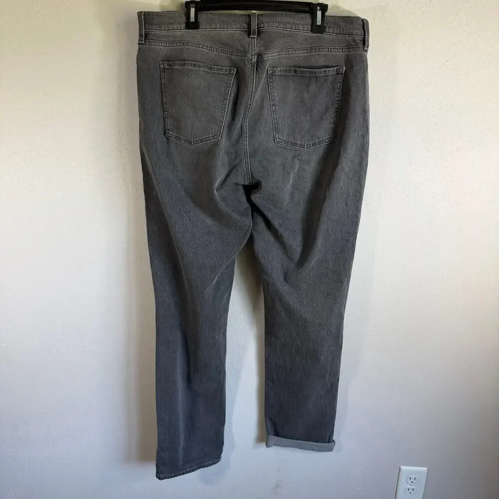 Old Navy Mid Rise Wow Boyfriend Jeans Womens 16 Tall Gray Wash Denim Relaxed Fit
